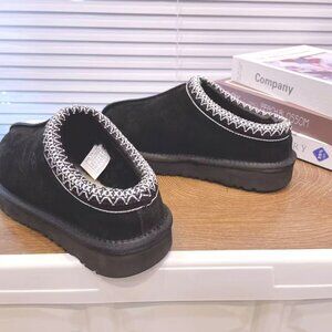 UGG Disco Platform: Elevate Your Style, Not Your Discomfort